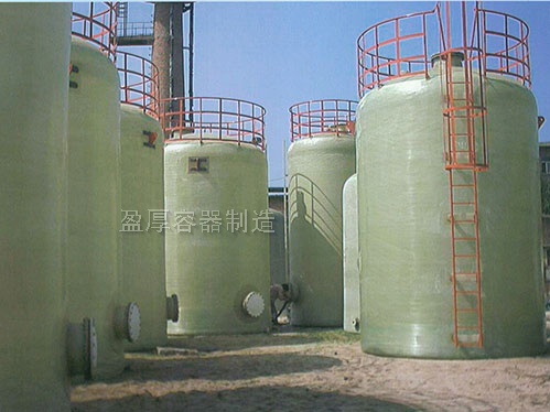 立式儲(chǔ)油罐